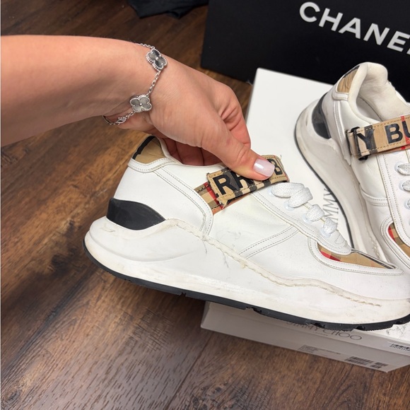 Burberry White and Brown Plaid Sneakers size 39 - Picture 2 of 3